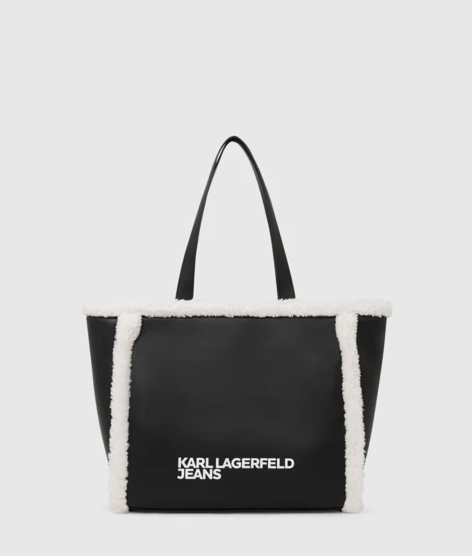 Tasche aus Lammfell Tasche aus Lammfell
