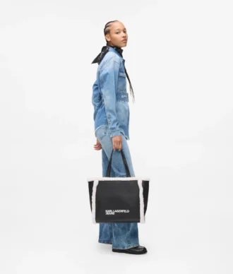 Tasche aus Lammfell