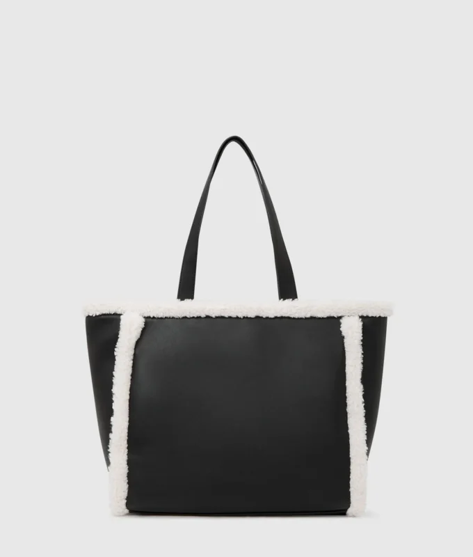 Tasche aus Lammfell Tasche aus Lammfell