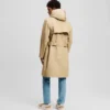 TRENCHCOAT MIT KAPUZE TRENCHCOAT MIT KAPUZE