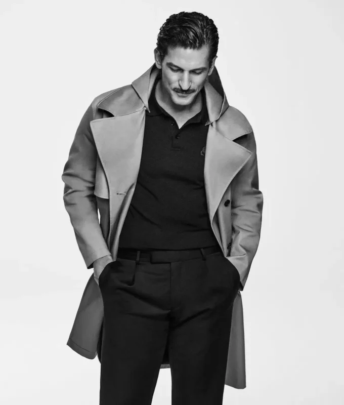 TRENCHCOAT MIT KAPUZE TRENCHCOAT MIT KAPUZE