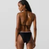 Triangel-Bikini-Oberteil mit Wellenkante Triangel-Bikini-Oberteil mit Wellenkante
