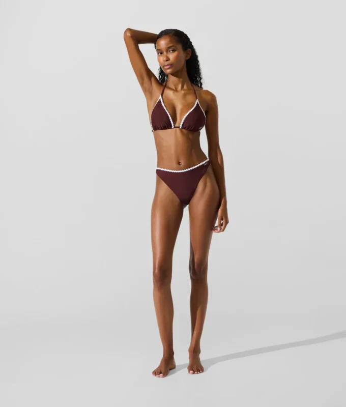 Triangel-Bikini-Oberteil mit Wellenkante Triangel-Bikini-Oberteil mit Wellenkante
