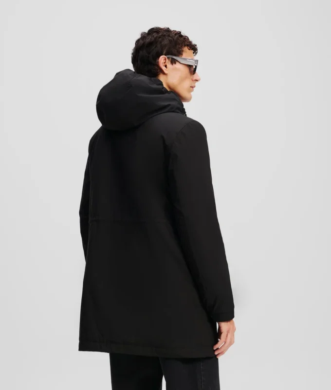 ULTRA LEICHTER PARKA MIT KAPUZE ULTRA LEICHTER PARKA MIT KAPUZE
