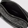 Umhängetasche aus gewaschenem Denim