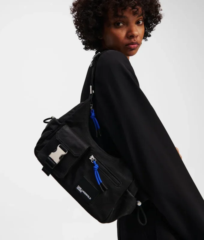 UTILITY-SCHULTERTASCHE AUS BESCHICHTETEM DENIM
